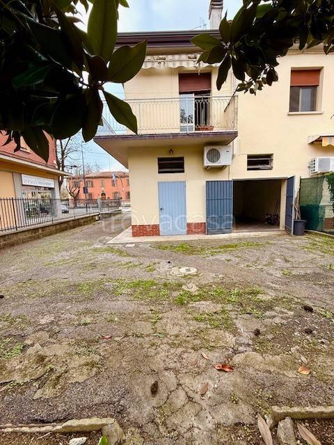 casa indipendente in vendita a Granarolo dell'Emilia