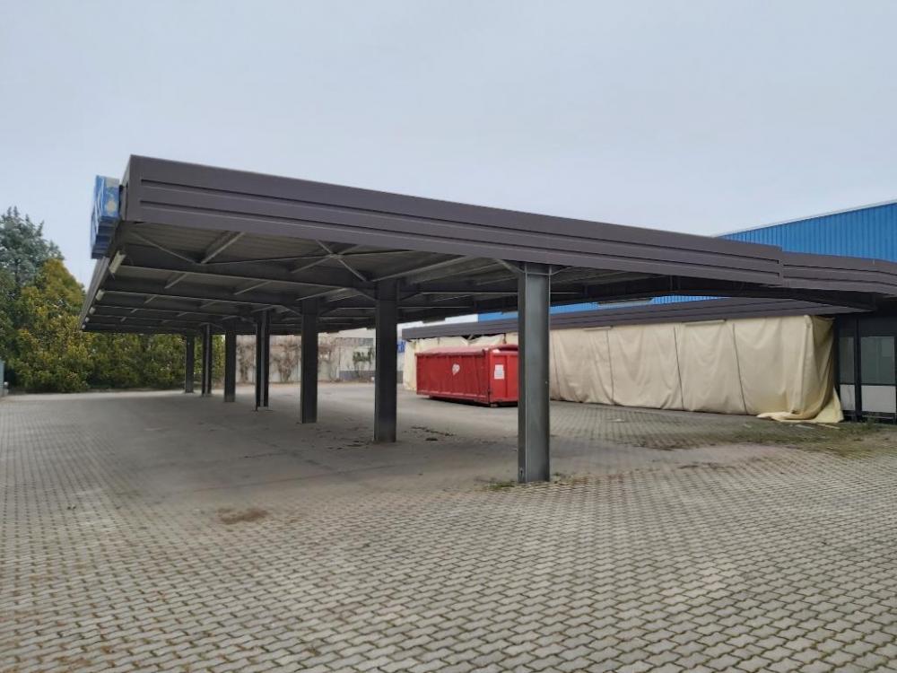 capannone in vendita a Granarolo dell'Emilia in zona Cadriano