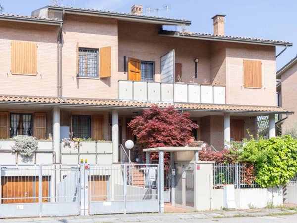 casa indipendente in vendita a Granarolo dell'Emilia in zona Quarto Inferiore