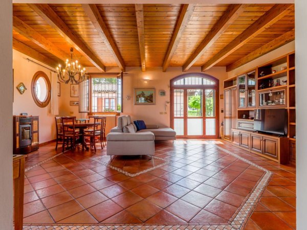 casa indipendente in vendita a Granarolo dell'Emilia in zona Lovoleto
