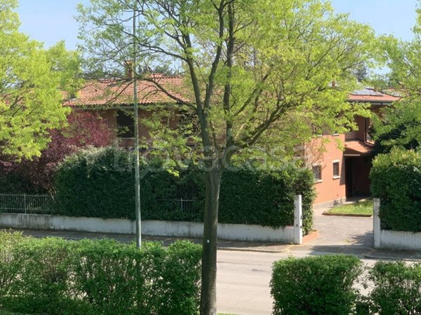 casa indipendente in vendita a Granarolo dell'Emilia in zona Cadriano