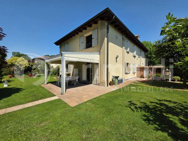 casa indipendente in vendita a Granarolo dell'Emilia in zona Cadriano