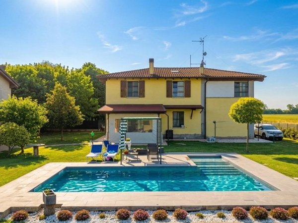casa indipendente in vendita a Granarolo dell'Emilia in zona Lovoleto
