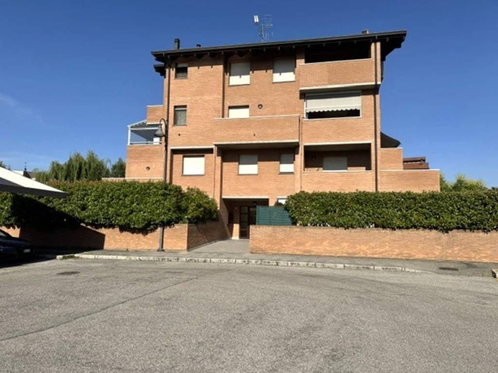 appartamento in vendita a Granarolo dell'Emilia in zona Viadagola