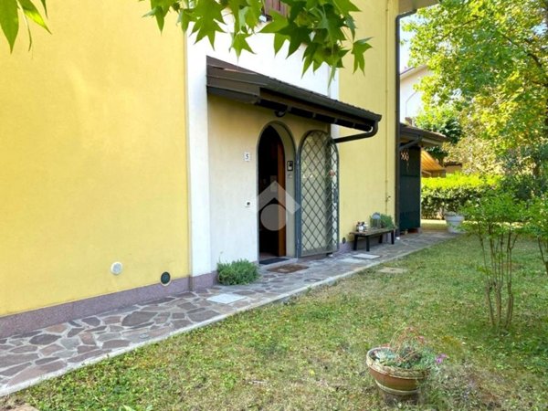 casa indipendente in vendita a Granarolo dell'Emilia in zona Viadagola