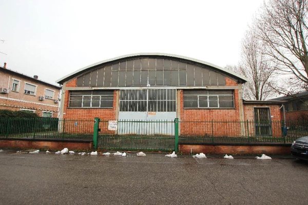 locale commerciale in vendita a Granarolo dell'Emilia in zona Quarto Inferiore
