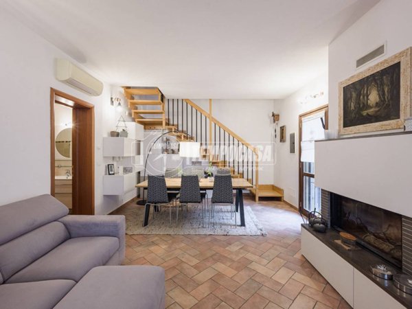 casa indipendente in vendita a Granarolo dell'Emilia in zona Viadagola