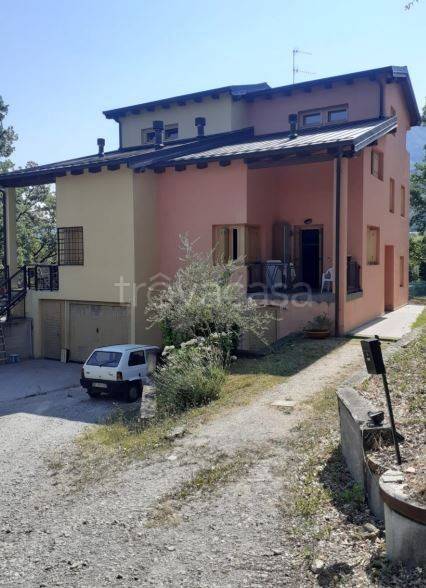 casa indipendente in vendita a Grizzana Morandi in zona Ponte