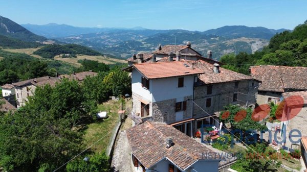 casa indipendente in vendita a Grizzana Morandi