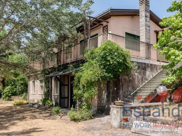 casa indipendente in vendita a Grizzana Morandi