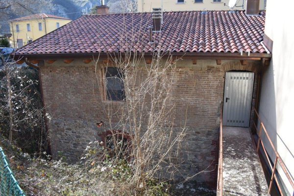 appartamento in vendita a Grizzana Morandi in zona Salvaro.