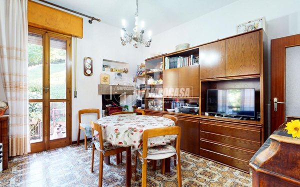 locale commerciale in vendita a Grizzana Morandi in zona Ponte