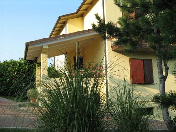 casa indipendente in vendita a Grizzana Morandi