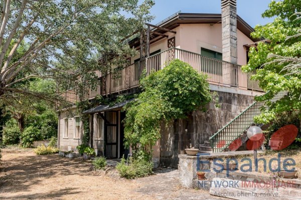 casa indipendente in vendita a Grizzana Morandi