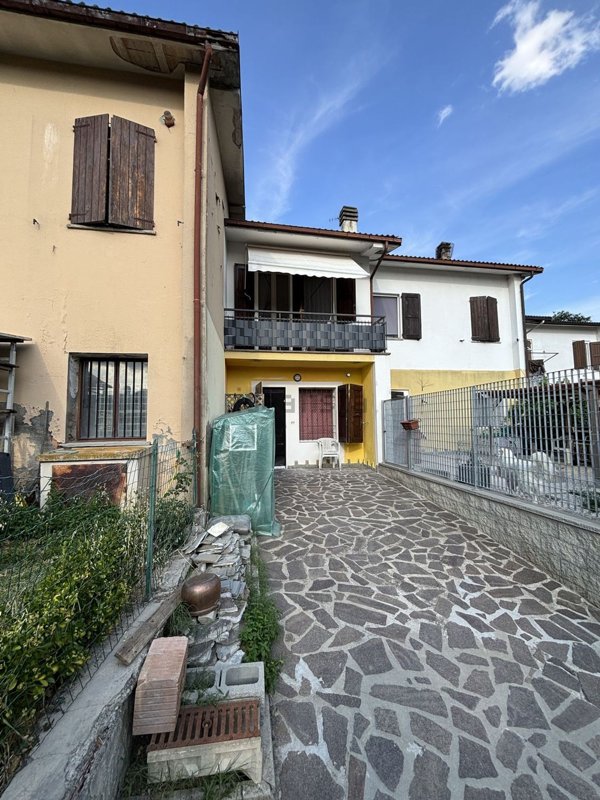 quadrivano in vendita a Grizzana Morandi