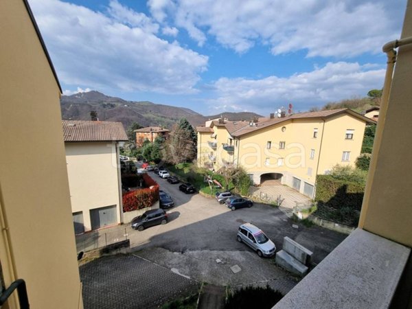 appartamento in vendita a Grizzana Morandi in zona Salvaro.