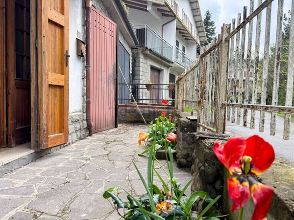 appartamento in vendita a Grizzana Morandi in zona Carviano