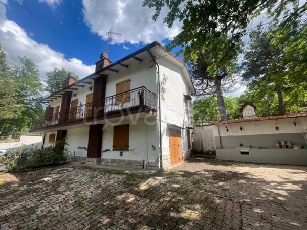 casa indipendente in vendita a Grizzana Morandi