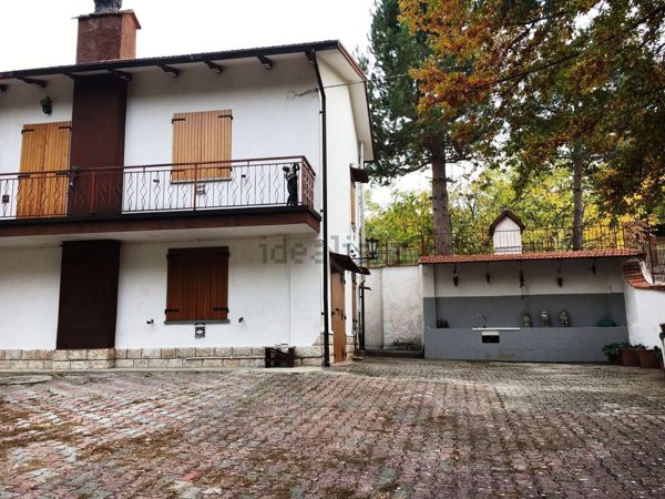 casa indipendente in vendita a Grizzana Morandi in zona Ponte