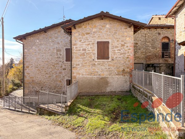 casa indipendente in vendita a Grizzana Morandi in zona Savignano
