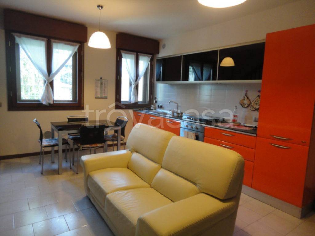 appartamento in vendita ad Imola in zona Càsola Canina
