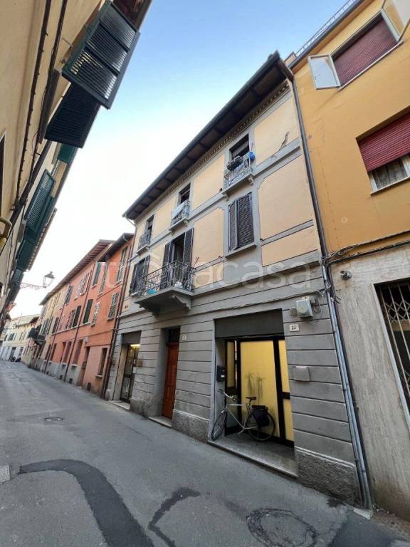 appartamento in vendita ad Imola in zona Centro Storico