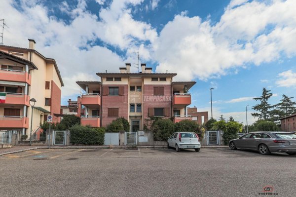 appartamento in vendita ad Imola in zona Pedagna