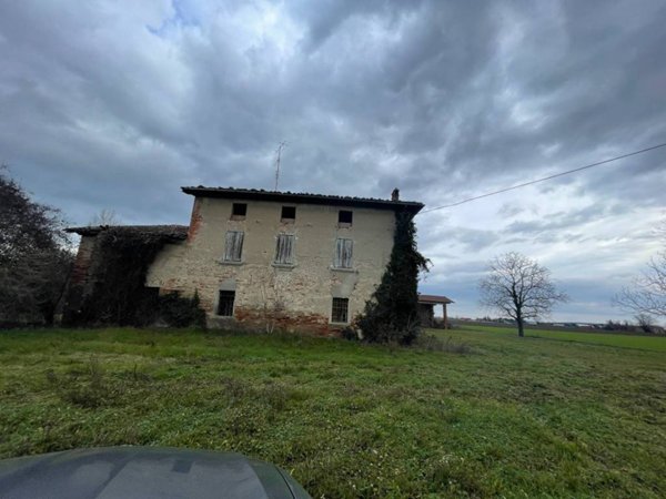 casa indipendente in vendita ad Imola in zona Càsola Canina