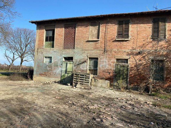 casa indipendente in vendita ad Imola