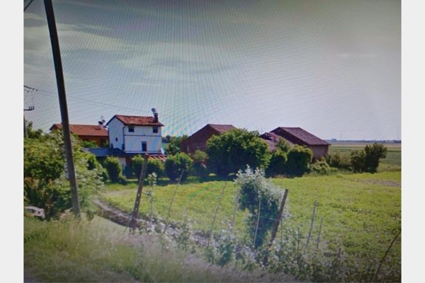 casa indipendente in vendita ad Imola