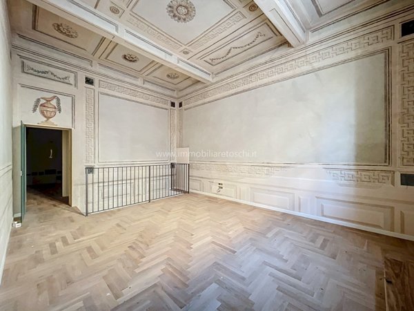 ufficio in vendita ad Imola in zona Centro Storico
