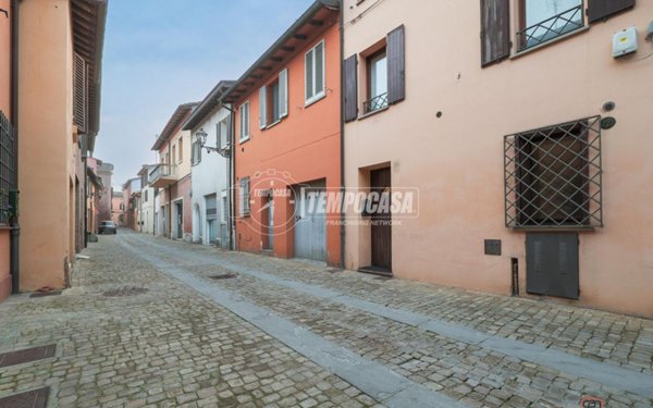 appartamento in vendita ad Imola in zona Centro Storico