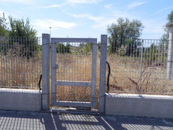 terreno agricolo in vendita ad Imola in zona Area Industriale