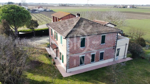 casa indipendente in vendita ad Imola in zona Sesto Imolese