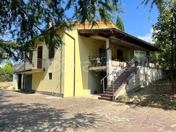 casa indipendente in vendita ad Imola