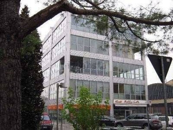 ufficio in vendita ad Imola