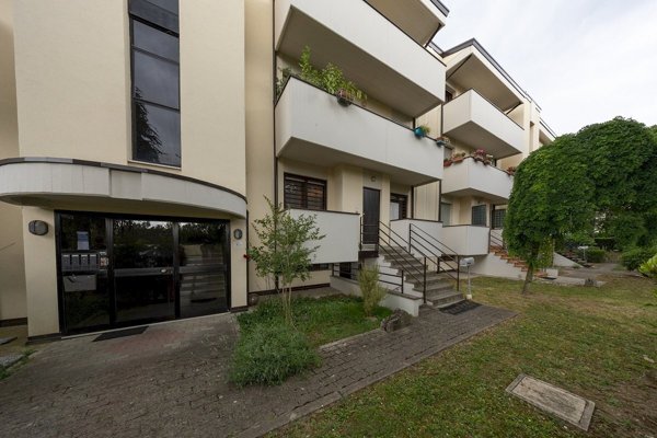 appartamento in vendita ad Imola in zona Pedagna