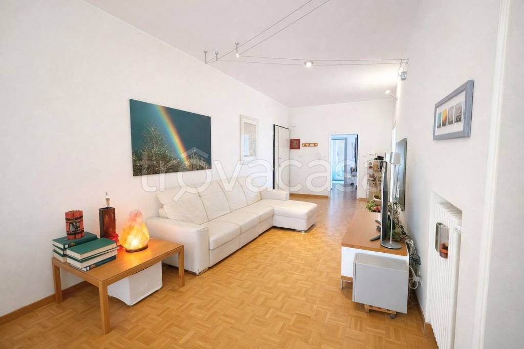 appartamento in vendita ad Imola in zona Centro Storico