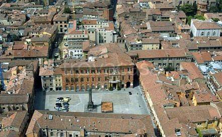 appartamento in vendita ad Imola in zona Centro Storico