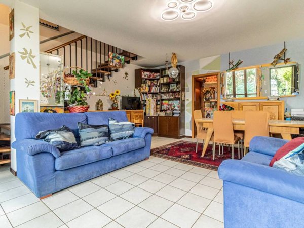 casa indipendente in vendita ad Imola in zona Ponticelli