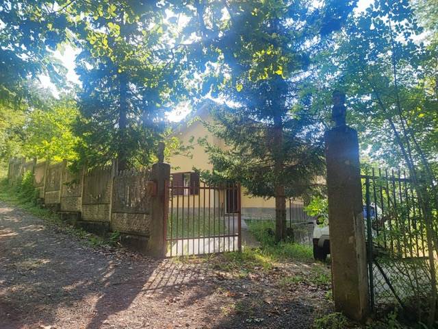casa indipendente in vendita a Varazze in zona Cantalupo