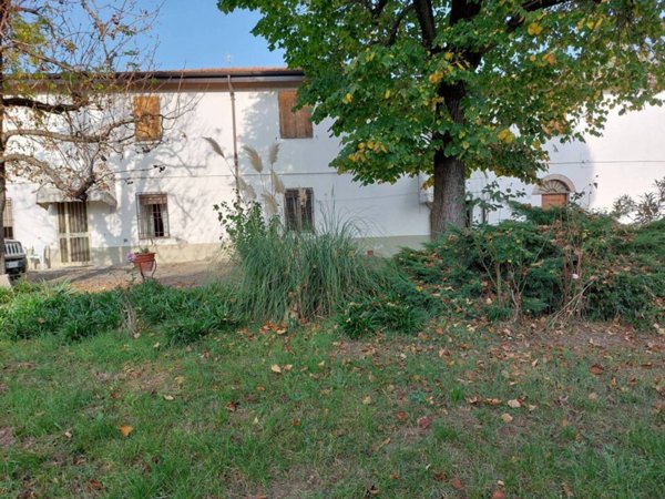 casale in vendita ad Imola in zona Ponticelli