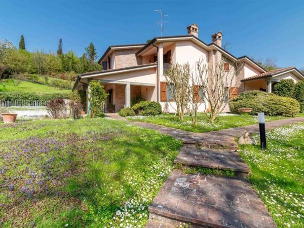 casa indipendente in vendita ad Imola in zona Pedagna