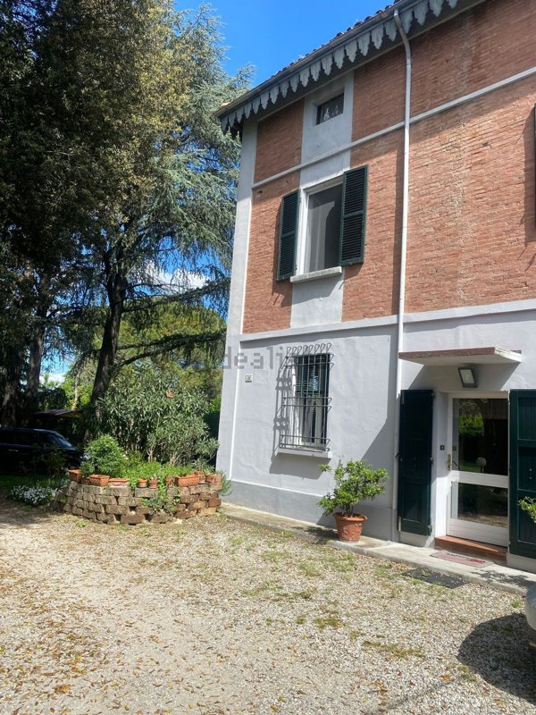 casa indipendente in vendita ad Imola