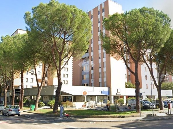 locale commerciale in vendita ad Imola in zona Pedagna