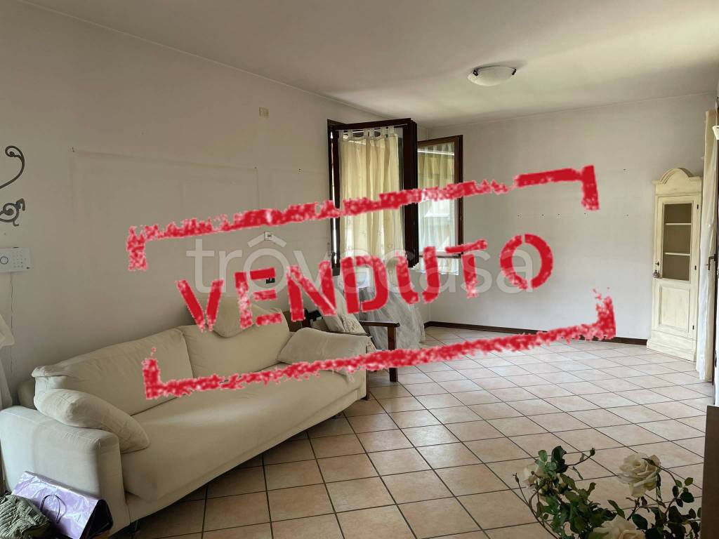 casa indipendente in vendita ad Imola