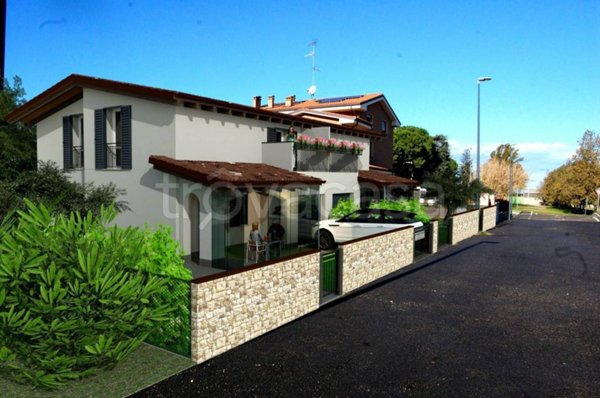 casa indipendente in vendita ad Imola