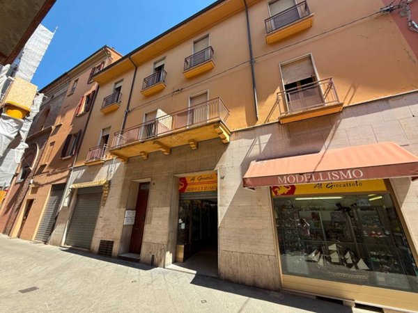 appartamento in vendita ad Imola in zona Centro Storico