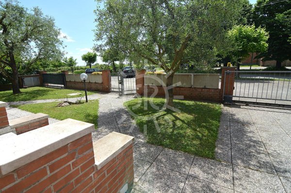 casa indipendente in vendita ad Imola in zona Càsola Canina