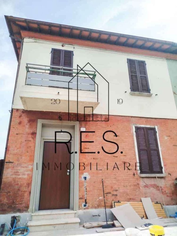 casa indipendente in vendita ad Imola